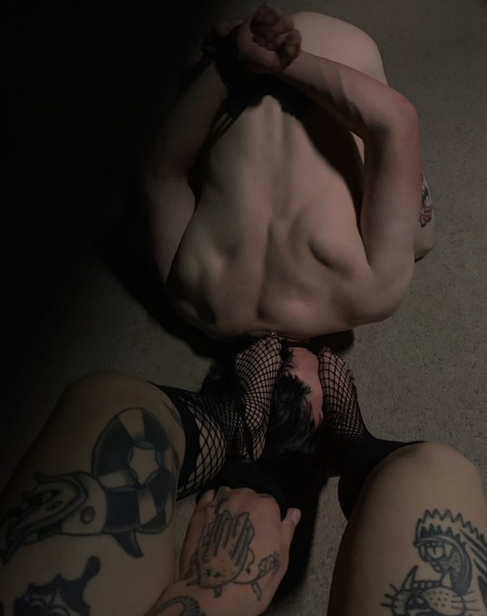 Mistress Sabrina’s pics and videos