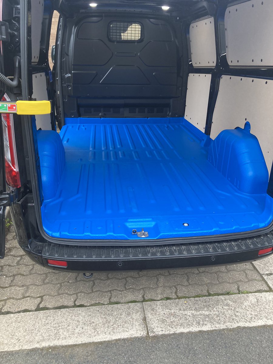 SpeedlinerEuro1's tweet photo. Give your van the respect it deserves.
#speedliner #bedliner #sprayonbedliner #watertight #sealed #sprayoncoating https://t.co/fqs70HyrHy
