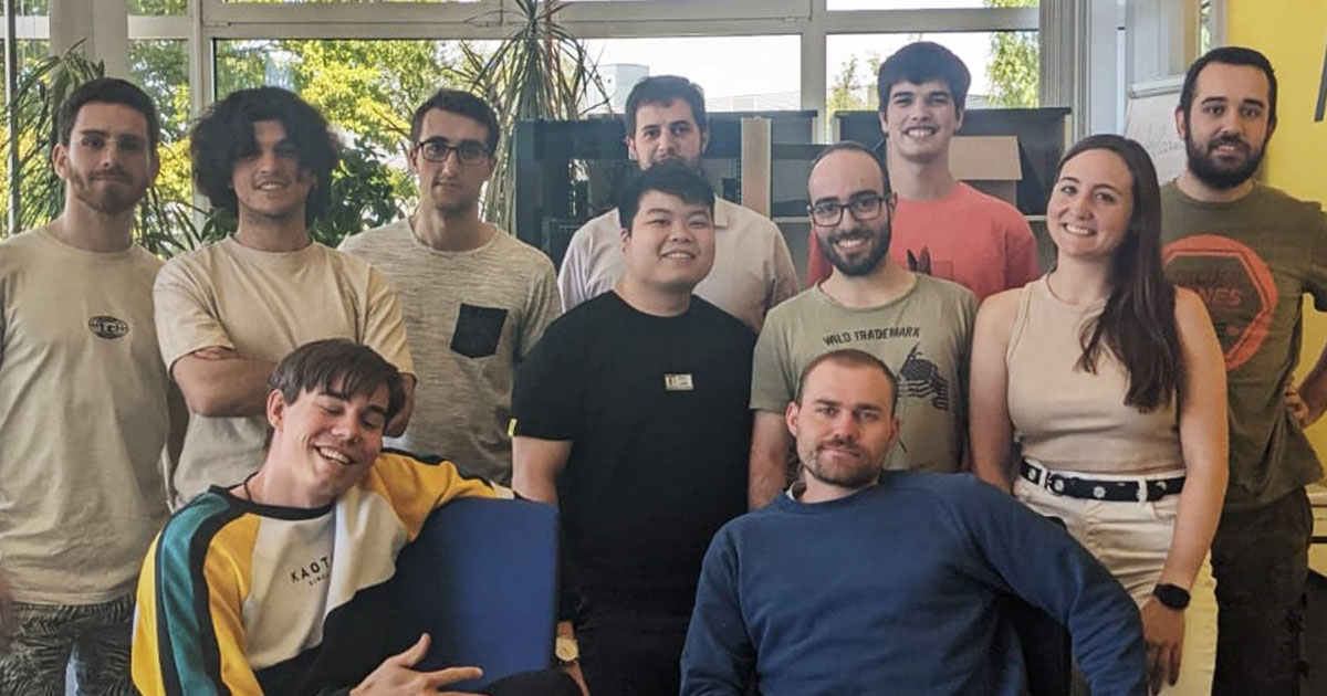 SoftwareOne's tweet photo. 30 #SoftwareONEAcademy apprentices developed the mock-up’s and user stories of a mobile application that allows our @SWO_DACH  employees and guests to rent an #ebike to make it easier for everyone to travel around #Leipzig and to the office.  

#GreenIT #sustainability #GoGreen https://t.co/Zm5xVWKjhe