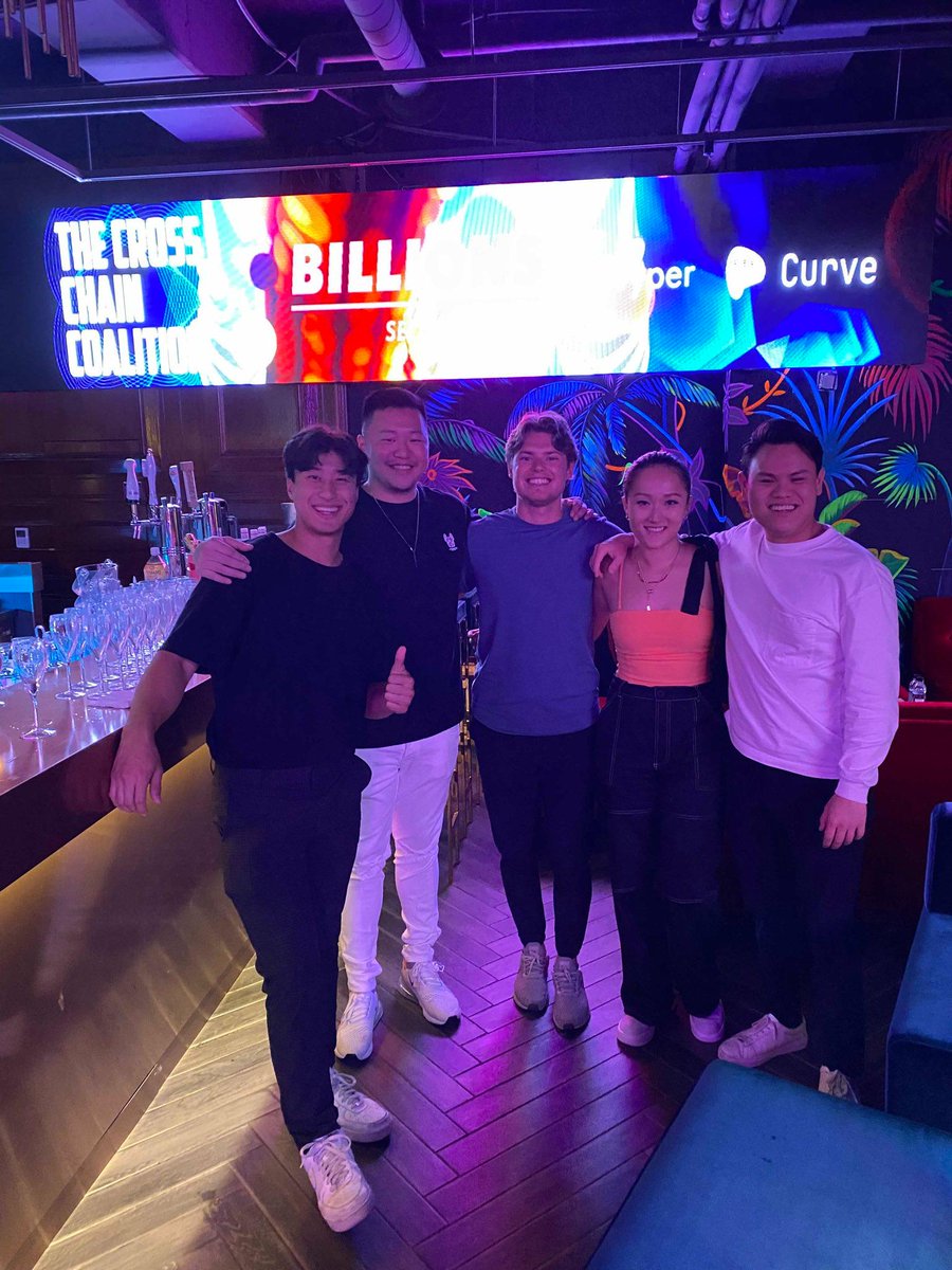 alan019S's tweet photo. Traveled wide and far to meet some cool folks at the #KoreaBlockchainWeek2022  @vyperlang @crosschainco @CurveFinance event. https://t.co/5L9TDgOFR6
