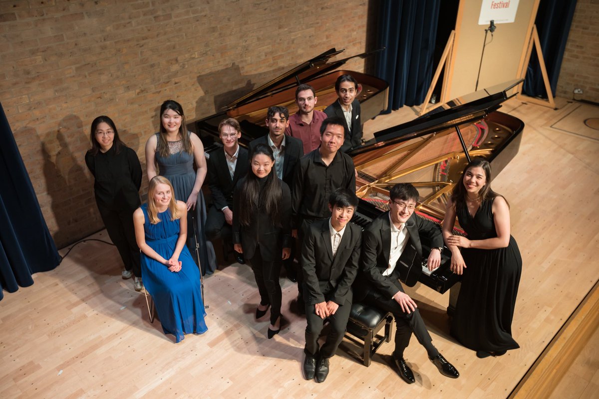 Our fantastic #OPF22 participants! 🎹 You can read all about the Oxford Piano Festival 2022 on our website in a brand new blog post ➡️ oxfordphil.com/news/oxford-pi… 📸: Nick Rutter
