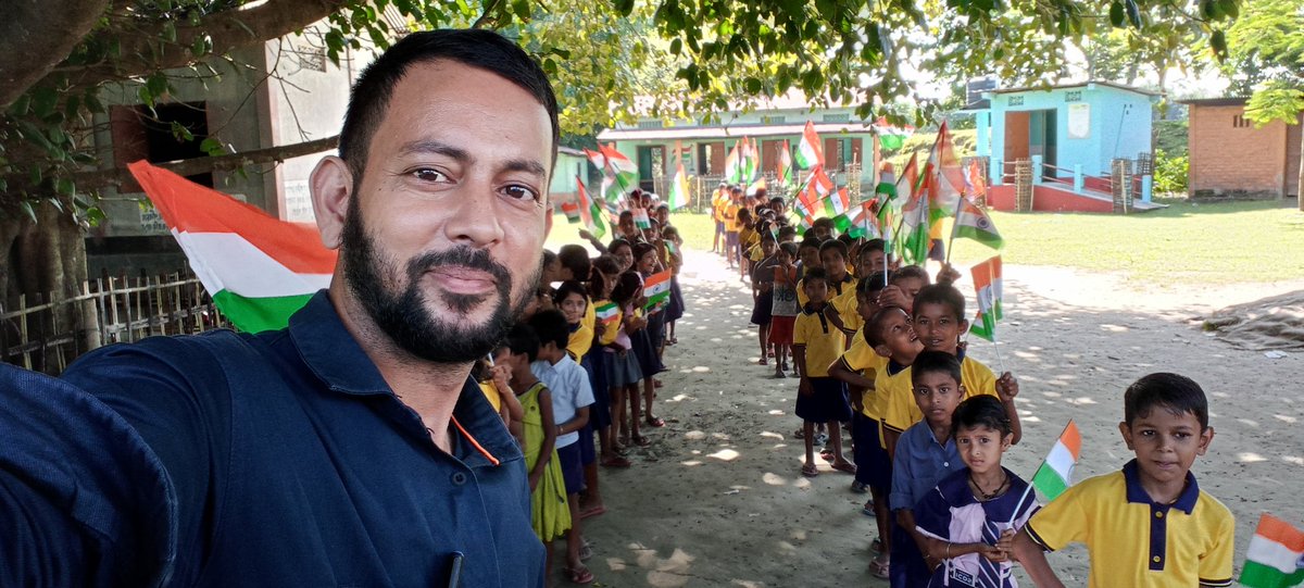 737mlps's tweet photo. প্ৰভাত ফেৰী
#AzadiKaAmritMahotsav 
#HarGharTirangaAabhiyan https://t.co/29tbmF3zgR