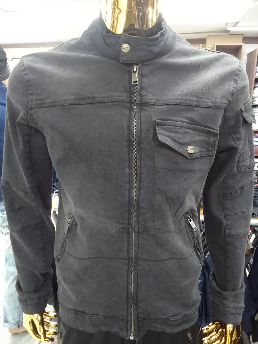 BOSSINISA's tweet photo. BOSSINI HOT DEALS  🔥🔥 

VIALLI JACKETS 🧥

Available online &amp; in-store 

Visit our website;
https://t.co/OtFTg6IaJn

We are located  
120 Fatima Bhayat Str. RUSTERNBURG

Remember to WhatsApp us or call 📞

0794389487 | 0145921952

#VIALLI  #bossinisa #mensfashion #menstyle https://t.co/8eO7WDxTZ9