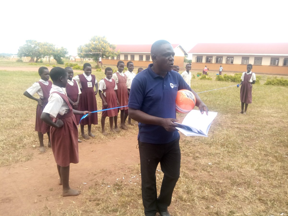 Since July 2022, FIDRA has been working with 75 adolescents girls to implement a Grassroot Soccer Program  to   build young people’s confidence and creating opportunities for empowering conversations around SRH and HIV/AIDS. Thanks to <a href="/PeaceCorps/">Peace Corps</a> , <a href="/GrassrootSoccer/">Grassroot Soccer</a> and <a href="/PEPFAR/">PEPFAR</a>