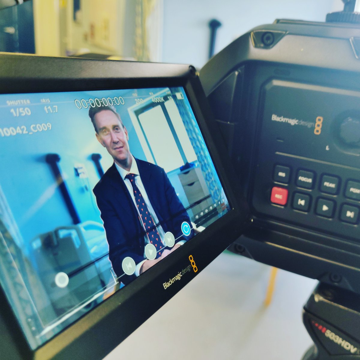 RUH Bath Careers (@ruh_careers) on Twitter photo Are you a passionate filmmaker who aspires to communicate clear information & has lots of great ideas?
We're looking for a Video Production Assistant
😀£22,549 - £24,882 pro rata
😀Full time
😀12 month contract
More details bit.ly/3BY0RuM
<a href="/BathCollegeCE/">Bath College Careers & Employability</a> <a href="/JCPinBRS_Bath/">JCP in Bristol and Bath</a> Are you a passionate filmmaker who aspires to communicate clear information & has lots of great ideas?
We're looking for a Video Production Assistant
😀£22,549 - £24,882 pro rata
😀Full time
😀12 month contract
More details bit.ly/3BY0RuM
<a href="/BathCollegeCE/">Bath College Careers & Employability</a> <a href="/JCPinBRS_Bath/">JCP in Bristol and Bath</a>
