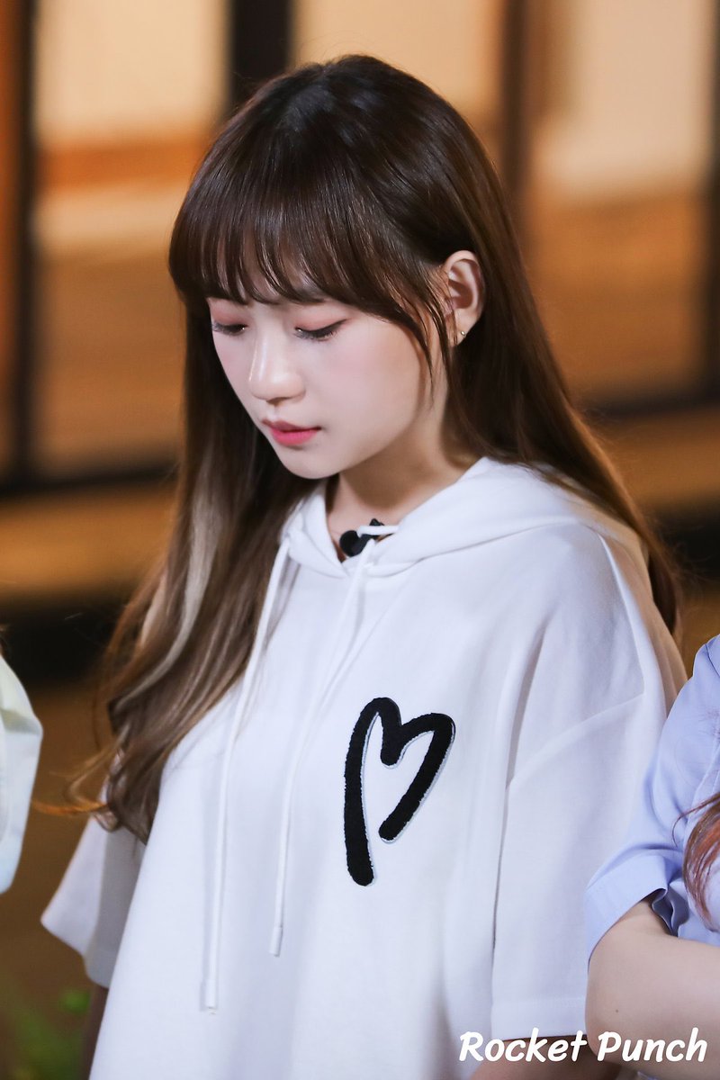 RCPCtrans_TH's tweet photo. (10)
▶️ https://t.co/bz3iDgOfik
#RocketPunch #로켓펀치 #RCPC #RCPChoice2 #수윤 #소희 #다현 #suyun #sohee #dahyun #ซูยุน #โซฮี #ดาฮยอน https://t.co/EKrSKBnhTR