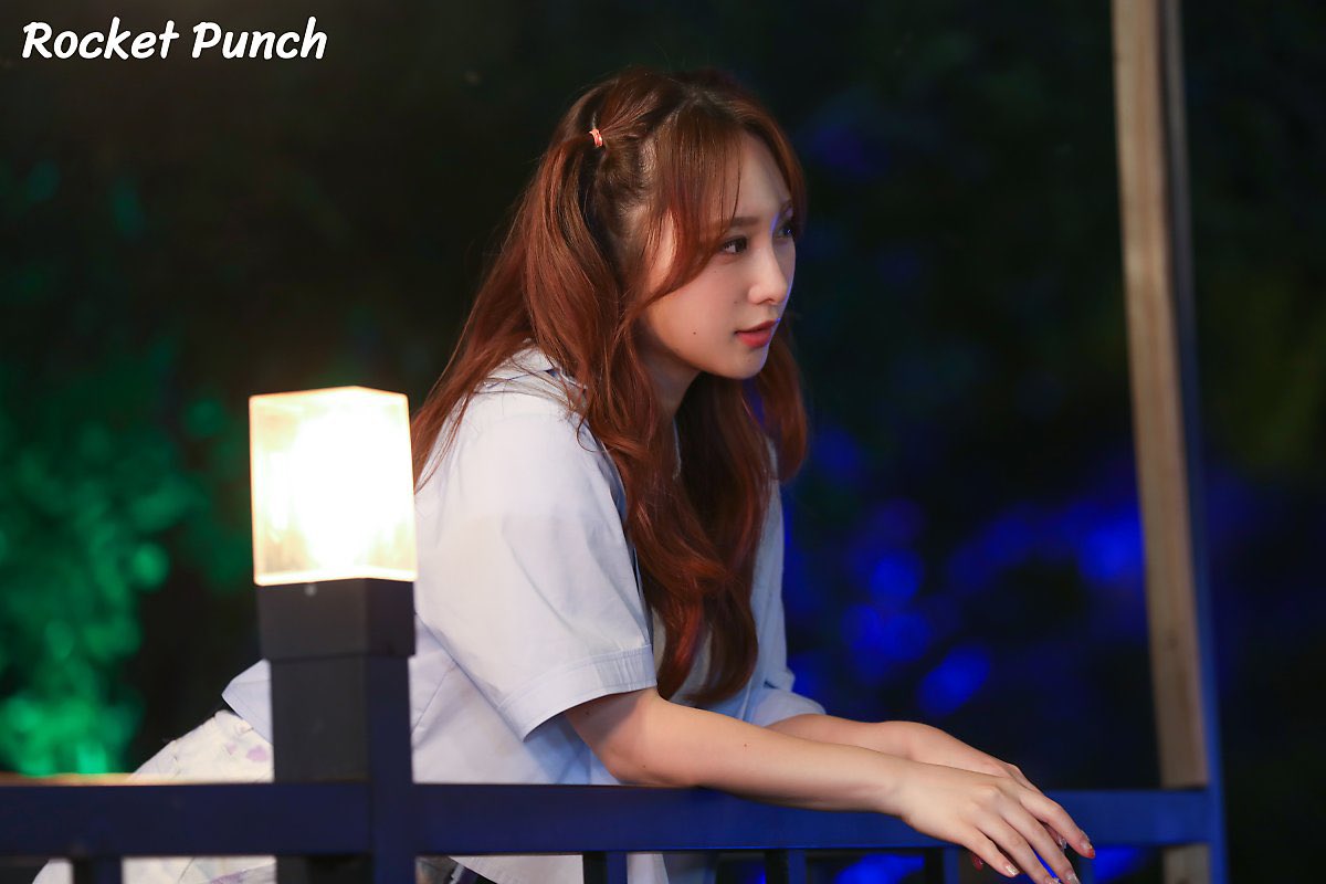 RCPCtrans_TH's tweet photo. (11)
▶️ https://t.co/bz3iDgOfik
#RocketPunch #로켓펀치 #RCPC #RCPChoice2 #쥬리 #윤경 #연희 #juri #yunkyoung #yeonhee #จูริ #ยุนคยอง #ยอนฮี https://t.co/lChiuTn8sM