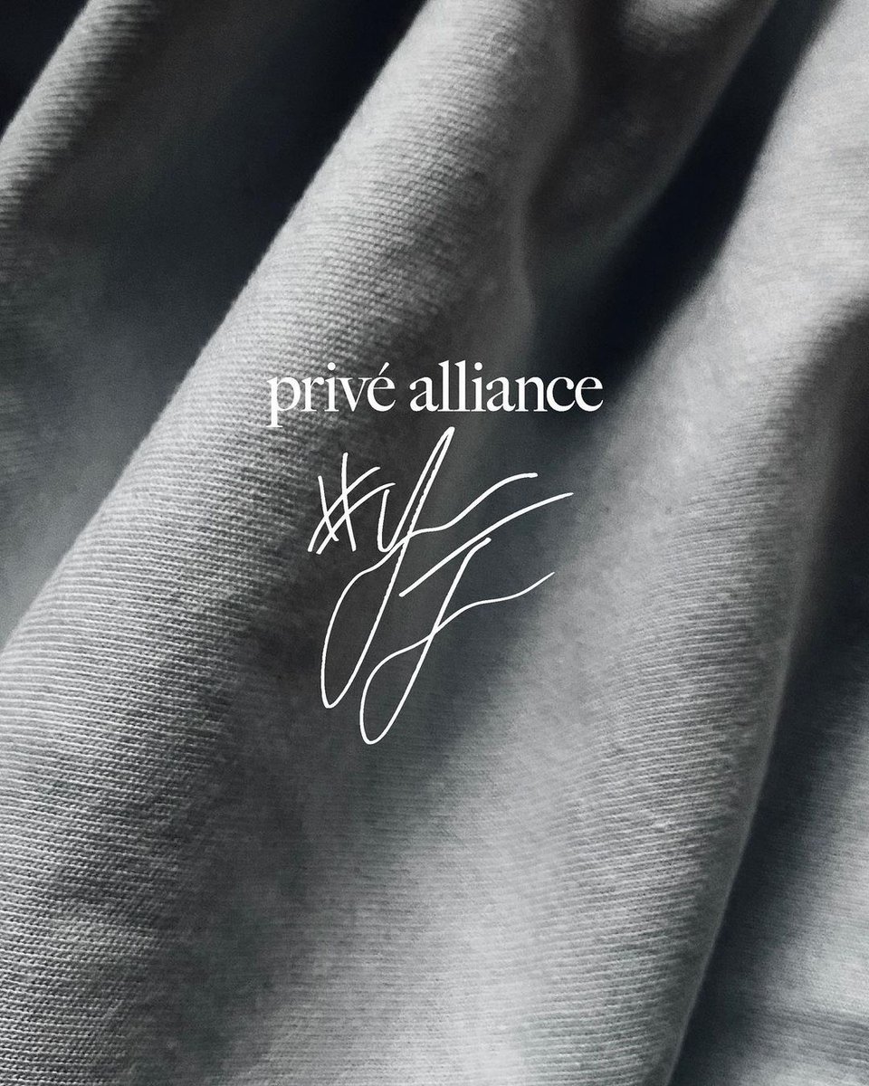 loveyawnzzn's tweet image. no words can ever describe how proud i am of you, yeonjun! 

#PriveAlliancexYEONJUN
PRIVÉ x YEONJUN COLLECTION
@TXT_members #YEONJUN #TOMORROW_X_TOGETHER