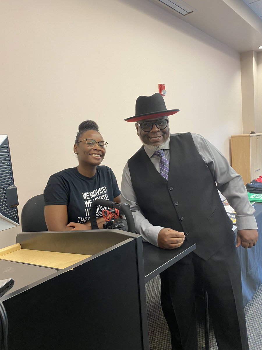 KeithLBrown1911's tweet photo. Got in from @VSU_1882 at nearly 3am this morning, & we’re pumped up & ready to Inspire these sincere servant leaders @MGRESAPL. @AllAmericanEnt_ @promotingyou and the “I’m Possible Team,” salute you all!
#MrImPossible #middlegaresa #keithlbrown #aaespeakers #ipyagency #teamwork https://t.co/IbdHwgE4nw