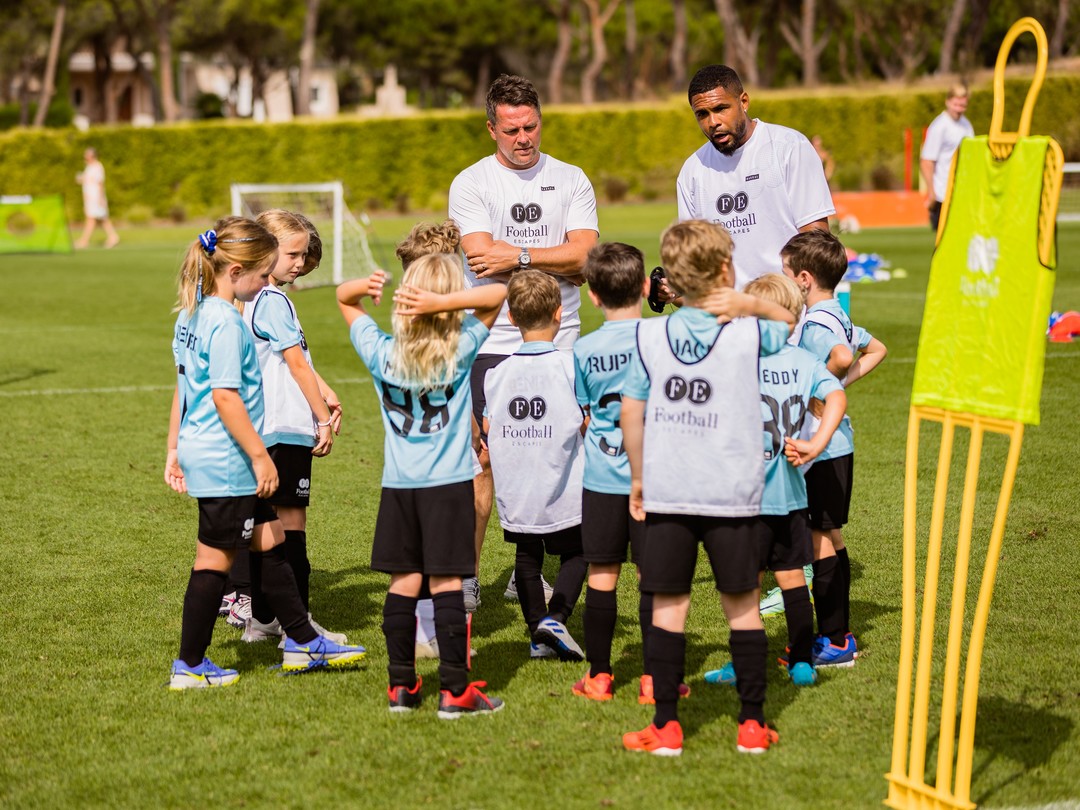 TheCampusQDL's tweet photo. What a week!!! 🙌 The first out three weeks of Soccer Camps is now done! What an epic time we‘ve had alongside @themichaelowen and @footballescapes ⚽ See you all next week for another fantastic Soccer Camp!

#thecampusqdl #quintadolago #footballescapes https://t.co/uX1RmwpE3K