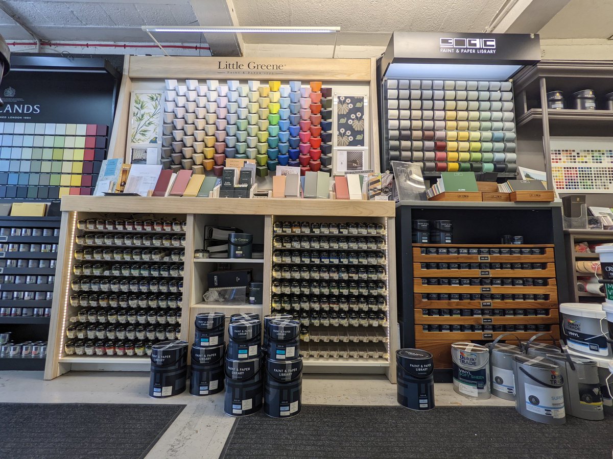 Happy Friday! 🎉🎉

Did you know we're full stockists of Paint &amp; Paper Library paints? Available to order in store &amp; online @ colourcentre.com 

sales@colourcentre.com, 
02076091164 

#paintlibrary #paintandpaperlibrary #achitecture #colour #riba