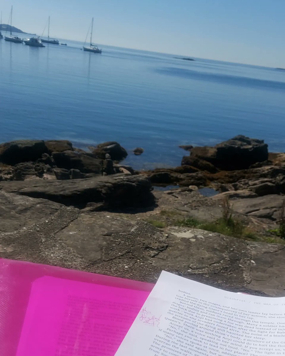 Editing The Tithes of War bk 2.
#amediting #amwritingfantasy #hardlife