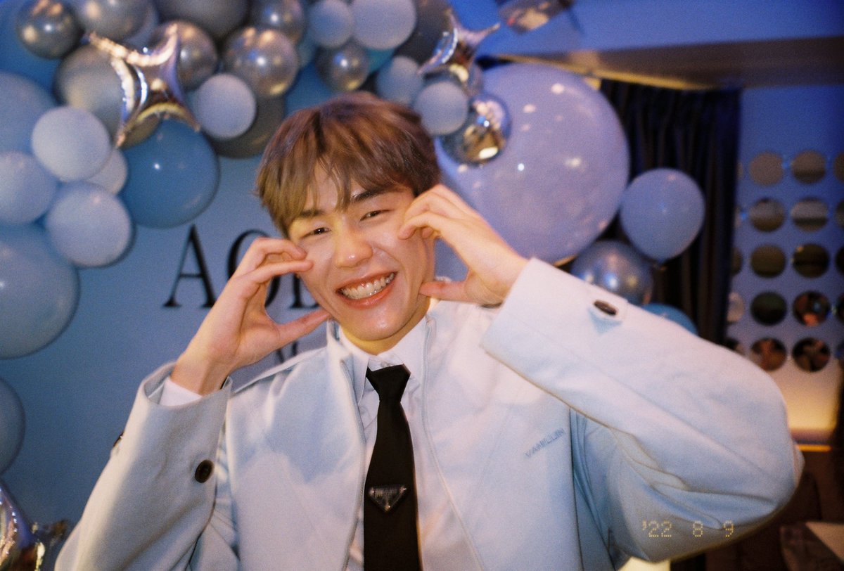 ForTonnamAob's tweet photo. (🎂) HAPPY AOB’S DAY

ภาพบรรยากาศจากงาน
#AobFirstMeet2022 #AobBirthday2022

ขอขอบคุณทาง #Scenario ที่จัดงานดีๆ แบบนี้ขึ้นมานะคะ @Jinnawa25102419 

@aobobstoab26 @tonnaaam

#ScenarioTheArtist
#ทีมหมอหล่อซีเนริโอ
#29thAobdorableProject
#aobobstoab26
#tonnaaam 
#ForTonnamAob https://t.co/QknR9JrRIE