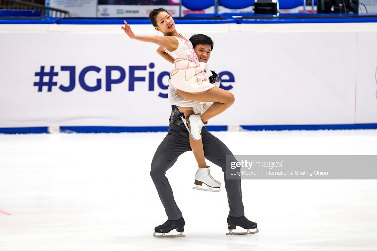 goldenskate's tweet photo. Happy Birthday π to Canada's π¨π¦ #HaileyYu! She will compete with #BrendanGiang at #JGPFigure #CzechSkate in three weeks in Ostrava ππ» The 17-year-old likes walking with her dogs πΎ, hiking π₯Ύ, baking π©βπ³, and spikeball π· 2021-22 FD #MagicalThinker #FigureSkating https://t.co/OeShEBWFdj