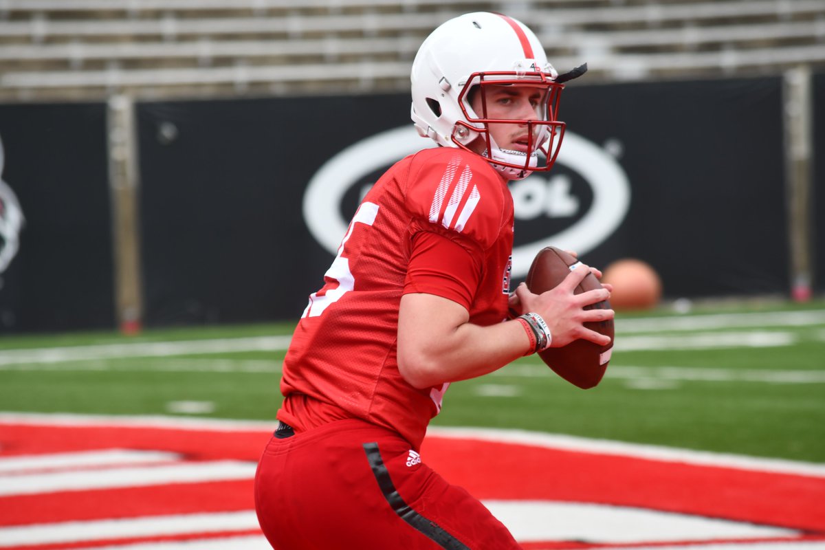mpgladstone's tweet photo. James Blackman is locked and loaded as Arkansas State's starting quarterback in 2022. So, let him tell you about the Red Wolves' future under center, Jaxon Dailey.

"He didn't come in with any arrogance. ... He doesn't want to do anything but be great:"
https://t.co/jkoUjKI36o https://t.co/nyOHv2fJre