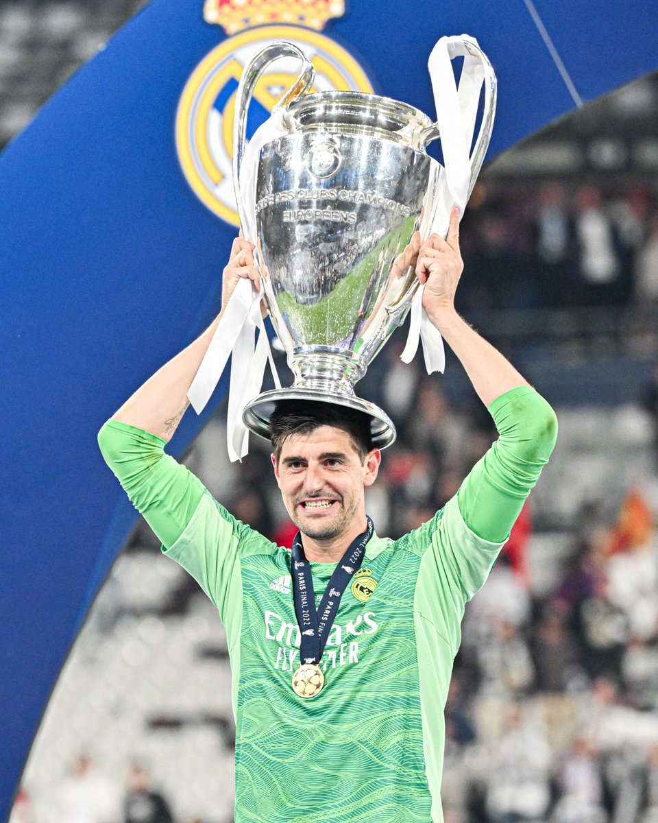 🙌 Nominated for UEFA Men's Player of the Year 2021/22!
🇧🇪 <a href="/thibautcourtois/">Thibaut Courtois</a>
#UEFAawards