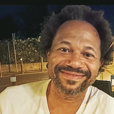 Switvoice's tweet photo. #NouvellePhotoDeProfil https://t.co/OJiSaK3a1H