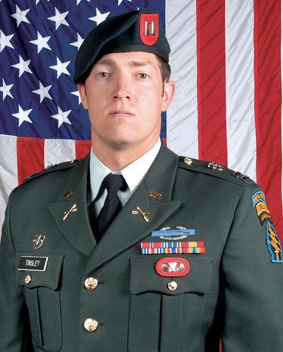 op_hawkeye's tweet photo. 8.12.2009 ~ Captain John Tinsley 🇺🇸

#OpHawkeyeRemembers #JohnTinsley #FSU #3rdInfantryRegiment #OldGuard #7thSFG #BronzeStar #PurpleHeart #DeOppressoLiber 

📜 https://t.co/43PRbaplpY
📜 https://t.co/rPQ9RRKMVL
📰 https://t.co/DD7Bc32D2p
📰 https://t.co/pmX2cJUwTj https://t.co/GXzS6QDOWS