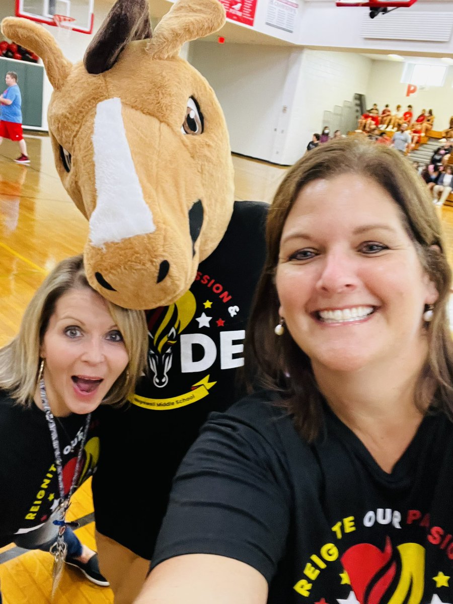 Amy Adams Cousin tweet media