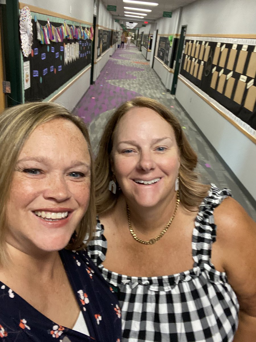 So excited to meet our new 4th graders! #MeetTheTeacher #InspireExcellence <a href="/StephanieCradd2/">Stephanie Craddock</a> <a href="/rockenbaughES/">Rockenbaugh ES</a>
