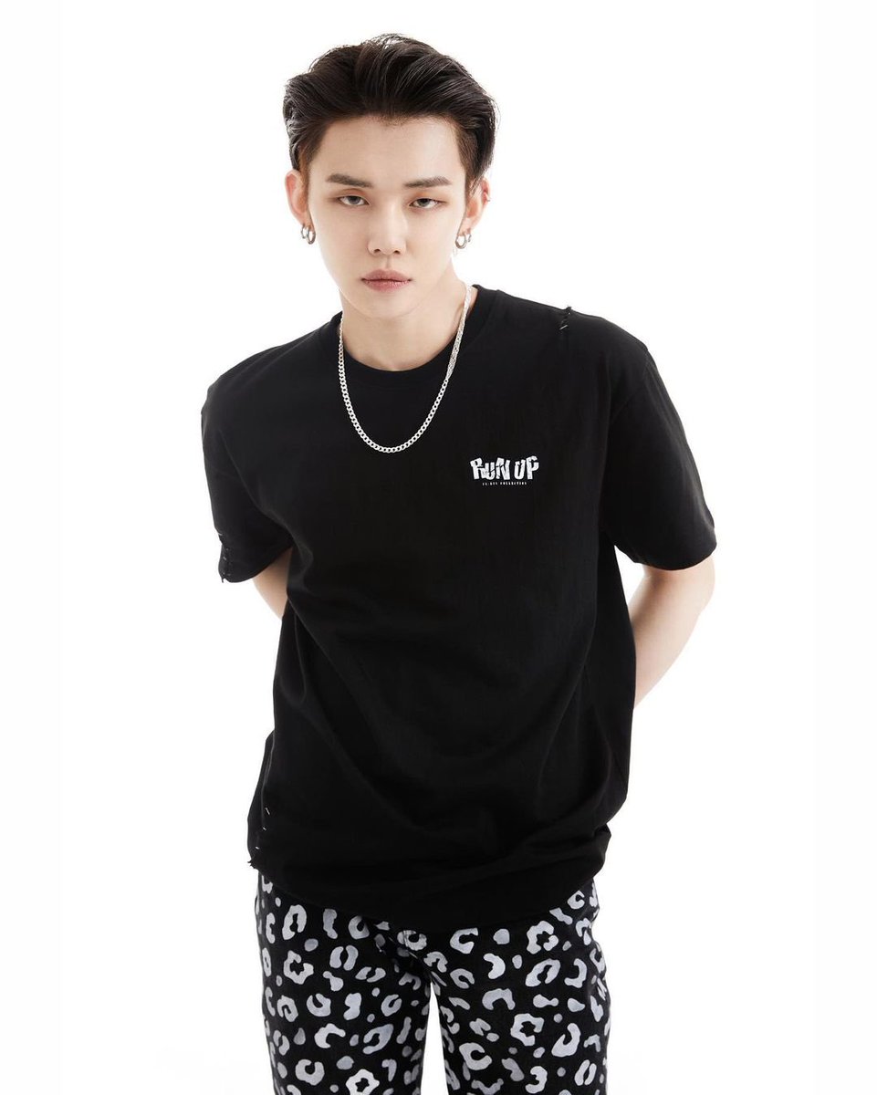 4thgenitboy's tweet image. you’re so cool, yeonjun