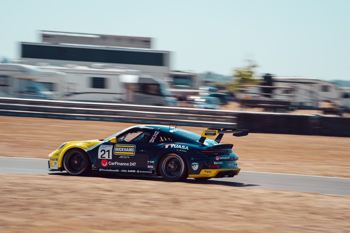 asmalley54's tweet photo. Some of the best πΈβs from FP1
#porschecars #porschemotorsport #CarreraCupGB #duckhamsyuasaracing #redlineracing https://t.co/lUrAA5lVMD
