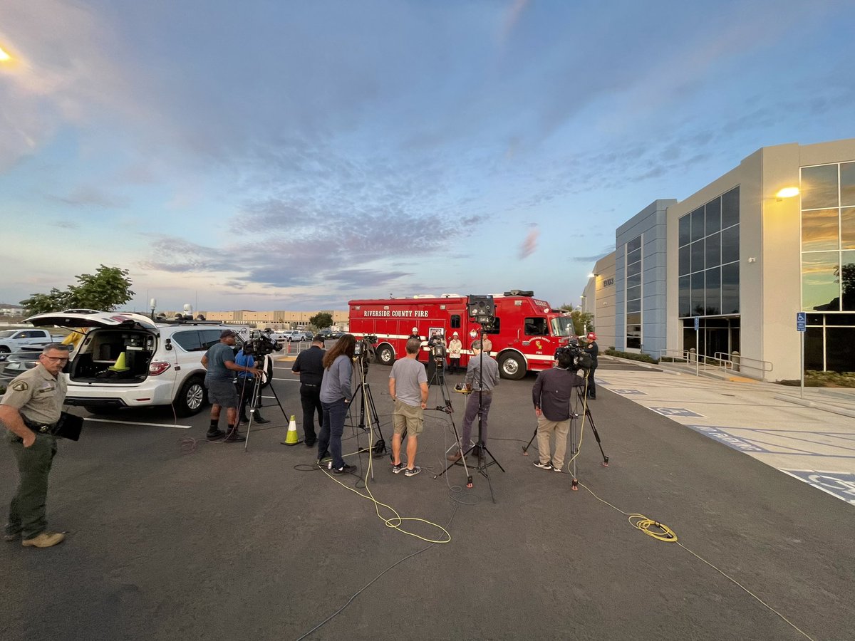traviscrice's tweet image. Infrared photo of the chemical tanker shows it’s white hot and not safe for crews to approach because of it possibly exploding. Riverside County first responders say this situation could take 2 days to resolve because of volatility. Train car next to 215 freeway @FOXLA
