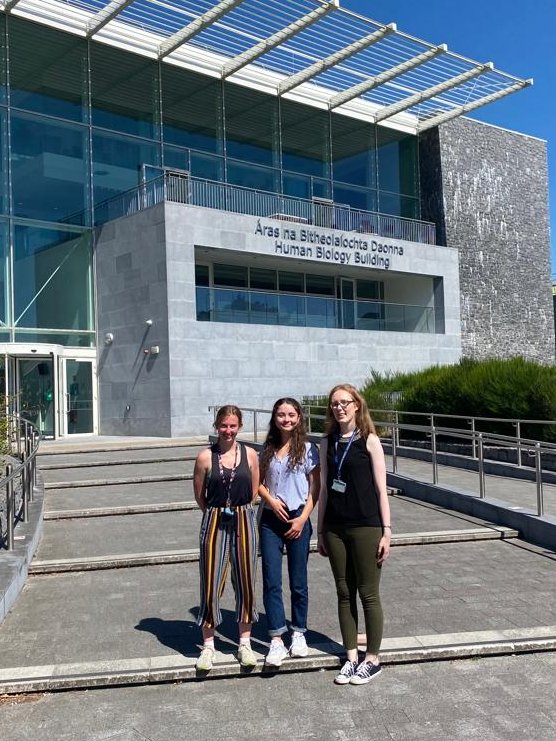 Very sad to be saying goodbye to @NUIGalwayMed summer student Ashling Walsh today. Ashling did excellent work in the Duffy Lab this summer on ophthalmic drug delivery. Thanks to <a href="/VtoriWard/">Victoria Ward</a> for helping out with the project and <a href="/hrbireland/">HealthResearchBoard</a> for funding this work.