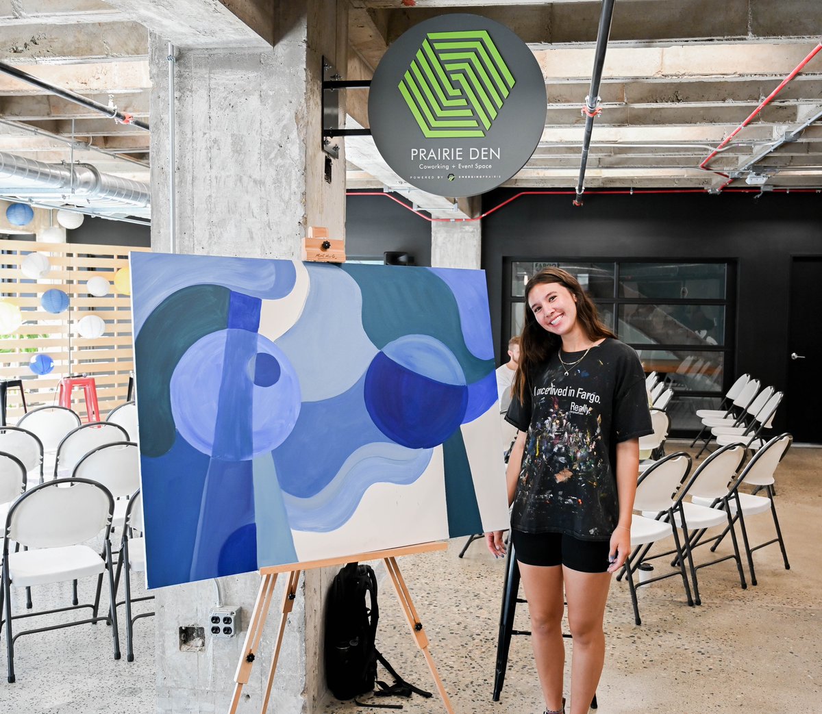 We can't wait to hang up this original painting from local artist LesleyAnne Buegel when it's completed! It's going to look fantastic on the #PrairieDen walls.

She started this painting during the Who Builds Fargo panel earlier this week. Thanks for showing us your talents! 🎨