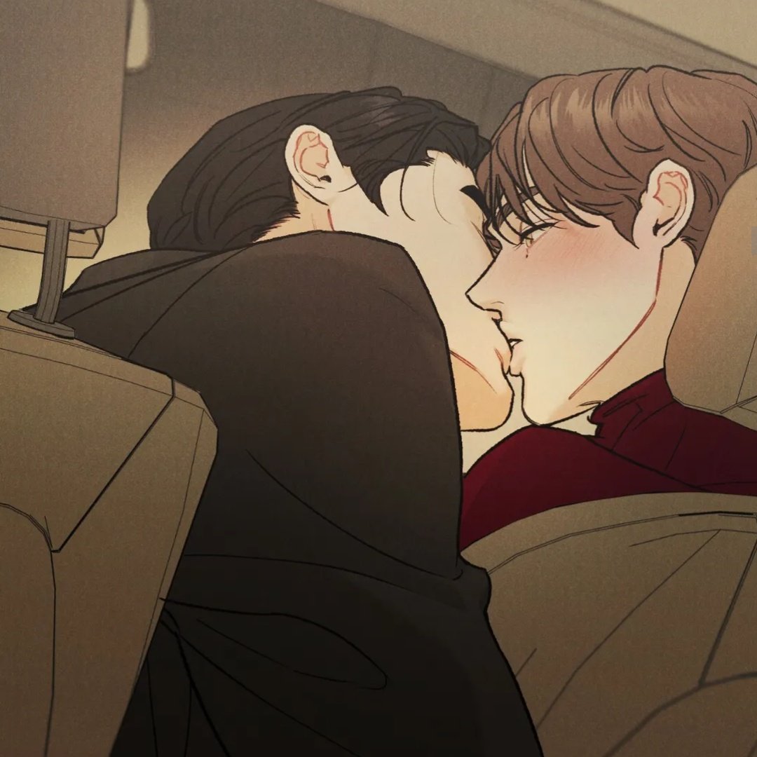 kwonjaehyuk_'s tweet photo. will never get tired of them making out https://t.co/FsaWPQOW5J