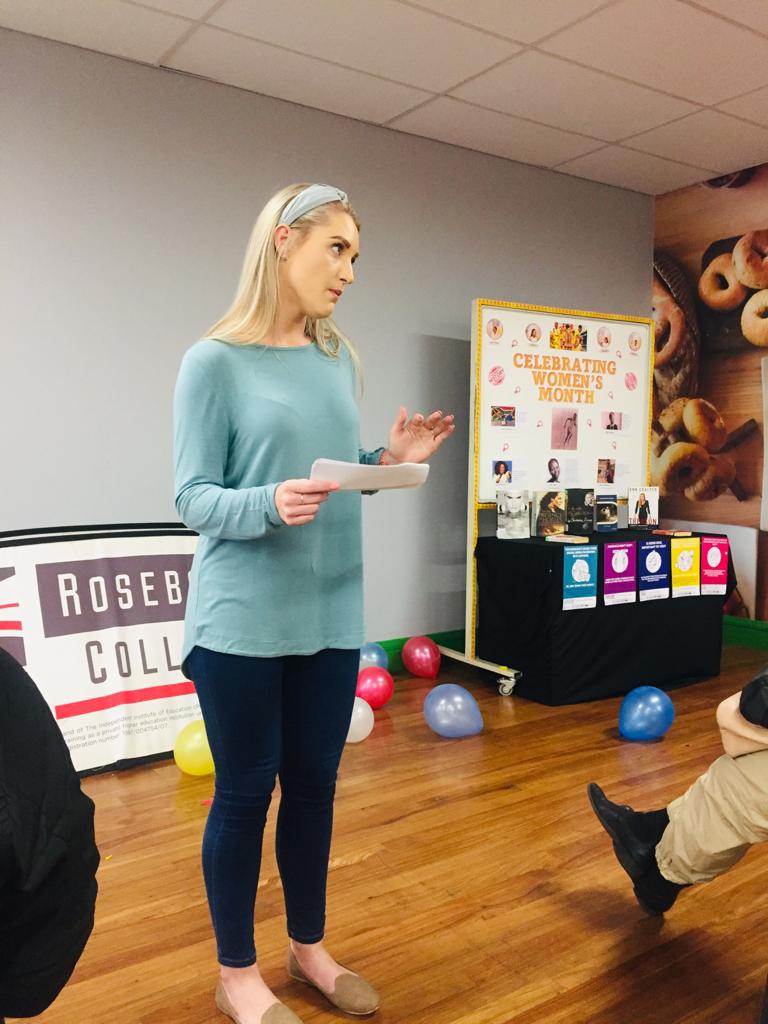OtlatlaM's tweet photo. Ma'am Jeantelle Theron encouraging all genders to be leaders.
#RosebankClegeMegaCampus
#Womenpower
#Womensachievements 
#Celebratingwomensmonth

@RosebankRC https://t.co/FcWxOVNE83
