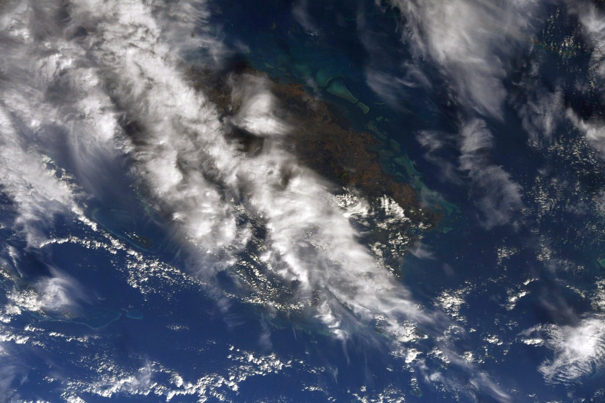 Looking down from #MissionMinerva at the blue that connects us all and the rich biodiversity that springs from its depths - solidarity across generations demands that we preserve it. This #YouthDay take a look at work in Fiji to protect coral reefs: ow.ly/YbO550Kh0S0