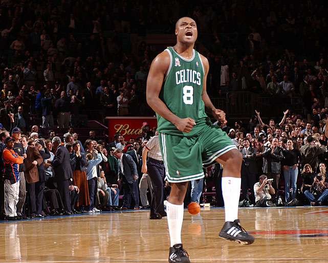 THE SHIMMY GOD

Happy birthday to the ELECTRIC Antoine Walker 