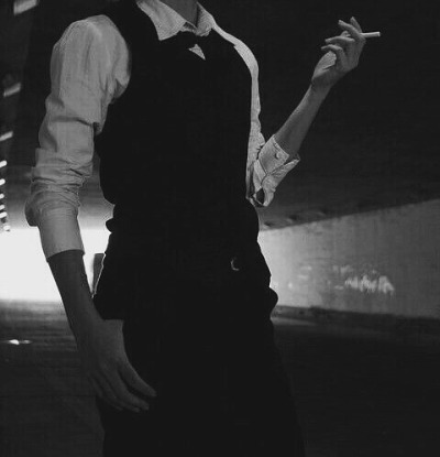 PeppyInamorato's tweet image. Outfit of the day.

Apparently his newest client likes "classy bad boys", whatever that is supposed to mean.

( Hopefully he nailed it. . . ? )