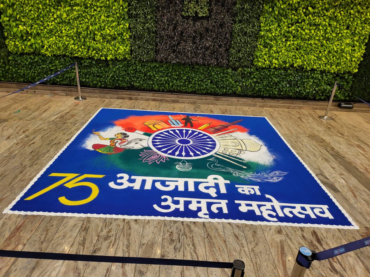 YESBANK's tweet photo. A glimpse of how we’ve prepared towards celebrating 75 years of our independence at the YES BANK Mumbai Headquarters.
The YES BANK family wishes you a #HappyIndependenceDay https://t.co/KW74IMhed2