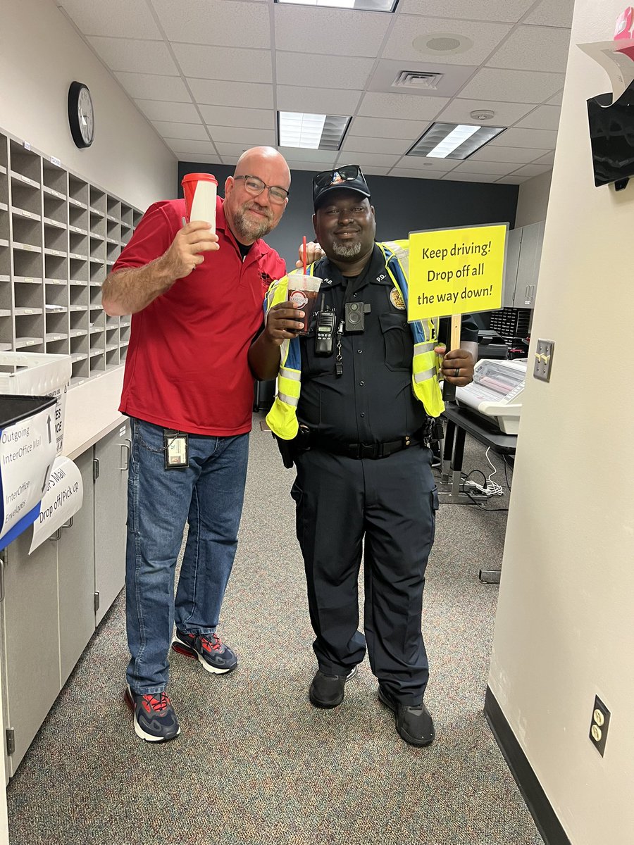 Thank you Officer Levy for everything you do!! 💙❤️💙❤️<a href="/UlrichKISD/">Ulrich Intermediate</a> <a href="/kleinisdpd/">Klein ISD Police</a> #destinationgreatness #excellenceishere