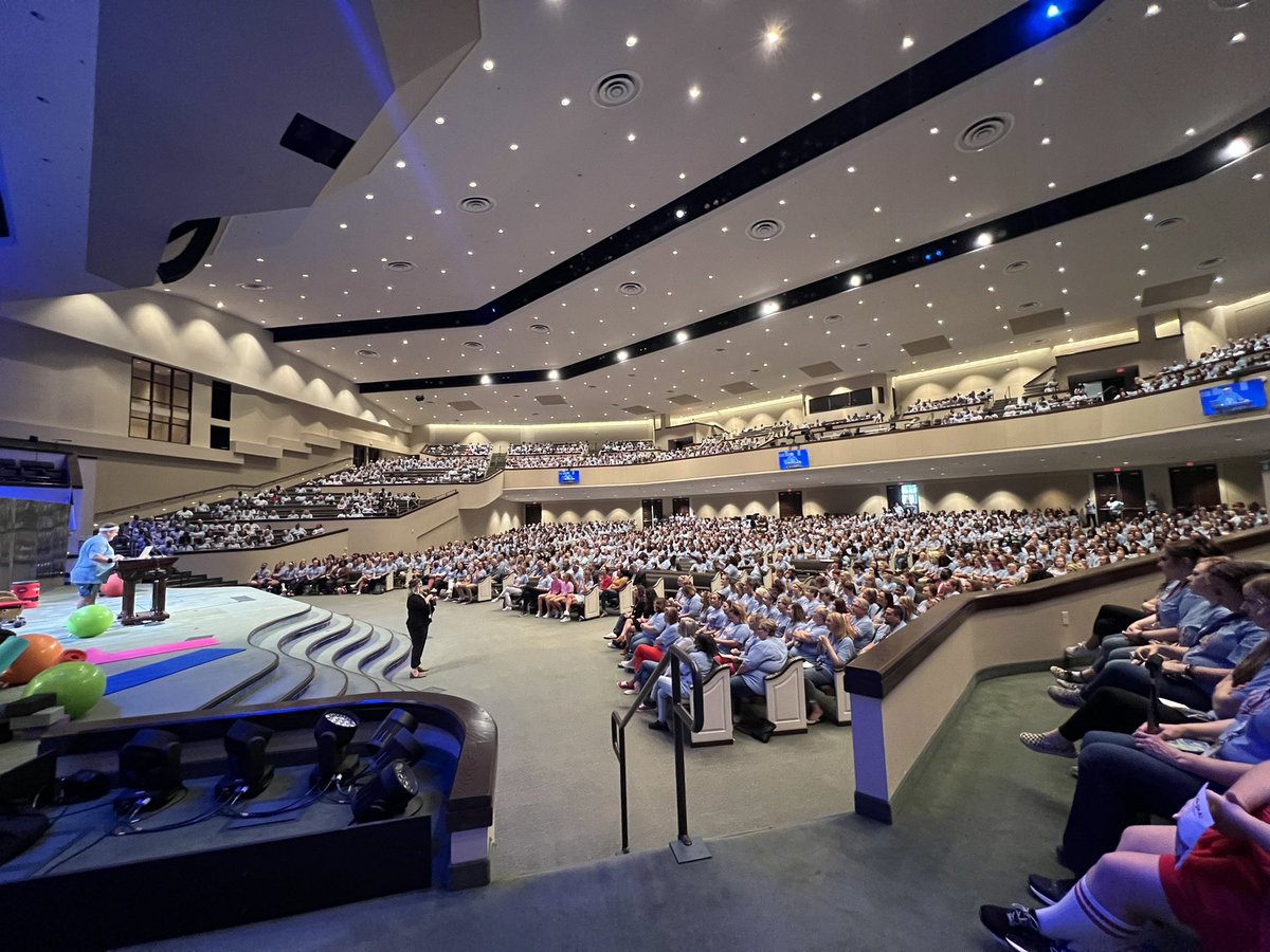 We filled the house at Green Acres! 💪