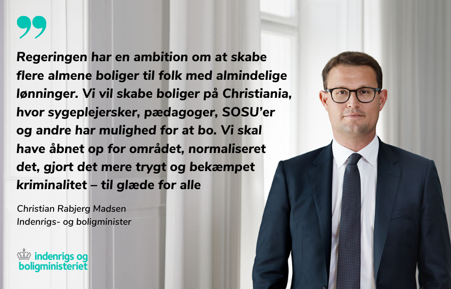 indenrigs's tweet photo. Regeringen har givet Christiania mulighed for at købe Christianshavns Vold for 67 mio. kr. mod at der bliver åbnet op for området og bygget 15.000 kvm almene boliger. Indenrigs- og boligminister @RabjergMadsen  opfordrer Christiania til at skrive under:
https://t.co/4C36Wrp0Q3 https://t.co/5lxlb7KRYG