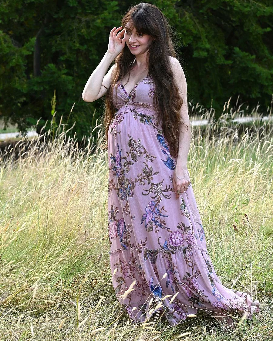 I have an announcement...I’m having a baby! Not a music post but it may affect my music for a little while as we get used to a different way of life! Then I hope to be back to music. Still trying to get things done beforehand &amp; will keep u updated on The Gift CD. (📷 David Torr)