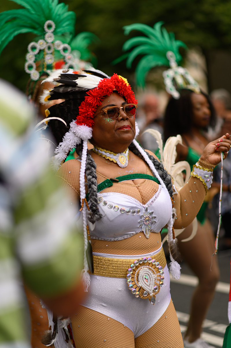 Wat was het weer een feestje gisteren!

#Zomercarnaval #Rotterdam #rotterdamunlimited #straatfotografie #parade #carnaval