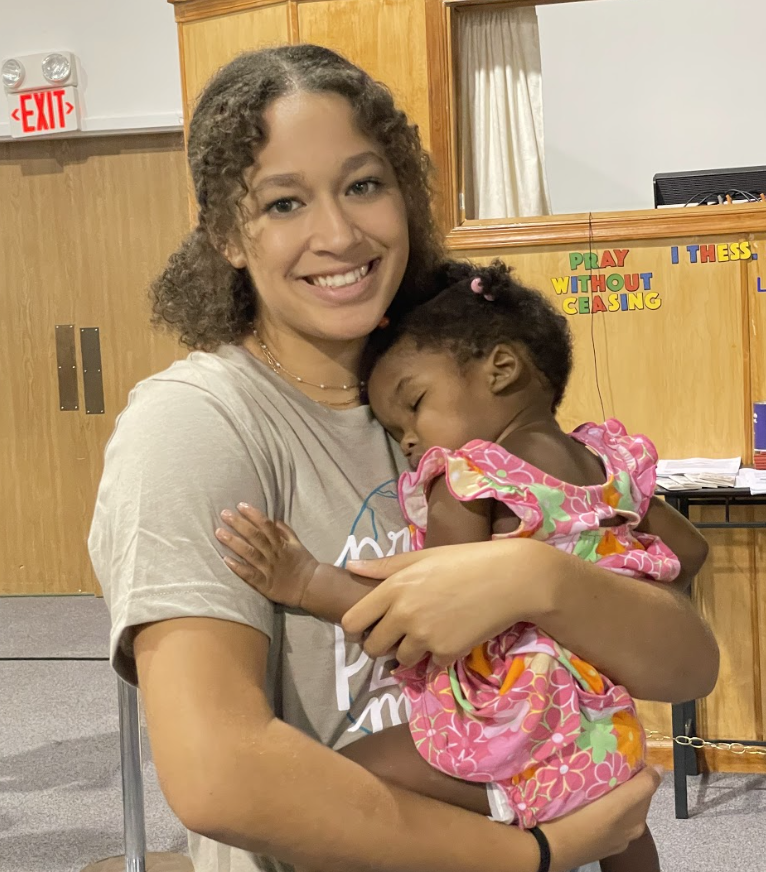 summitacademye1's tweet photo. Summit Christian Academy Class of 2023 Senior Mission Trip Update. The seniors arrived in Memphis and are serving and attending Church today in Memphis. Please join us in praying for an amazing week of serving. #scaonmission #scaseniors23 #scatradition #scamissioninmemphis22 https://t.co/5M4LzHrygZ