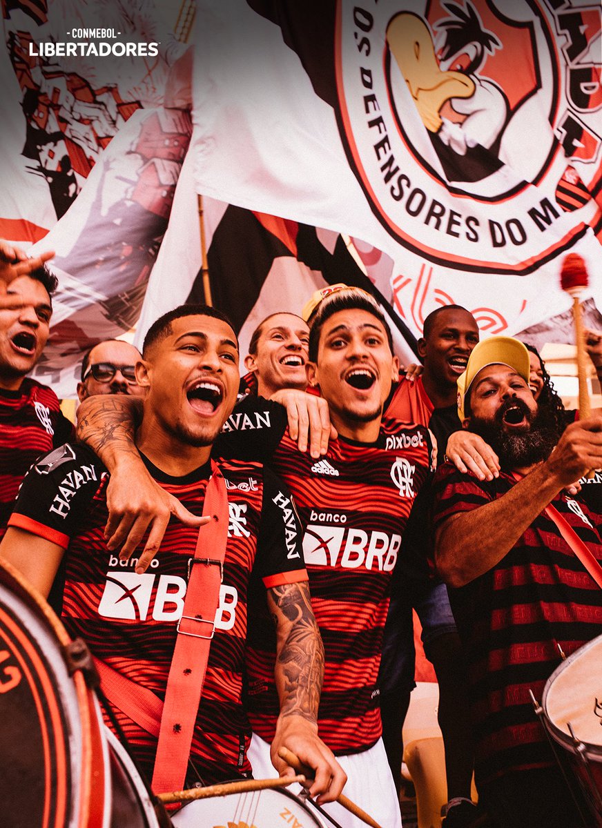 Flamengo's tweet photo. Somos uma Nação - dentro e fora de campo!

Manto Sagrado, bandeira na mão. Não importa onde esteja: SEMPRE estaremos.

#CRF #VamosFlamengo 

📸 @LibertadoresBR https://t.co/tpoZ3UjnIm
