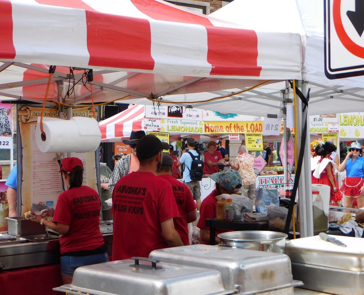 PierogiFest's tweet photo. Day 3, and the final day of #PierogiFest2022🥲
• • •
The fest is open until 5PM today! The Pierogi Toss and Pierogi Eating Competition will go down at the Oliver Stage at 3:30PM!🥟 https://t.co/1RXcuMJLVb