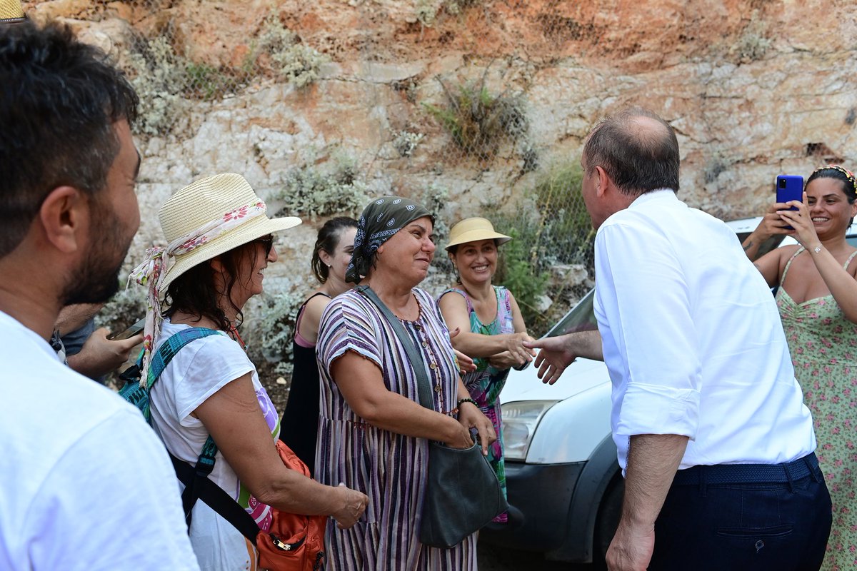 MemleketGaleri's tweet photo. Muharrem İnce Antalya'da
Teşekkürler #Antalya https://t.co/ZwSvhPpOlV
