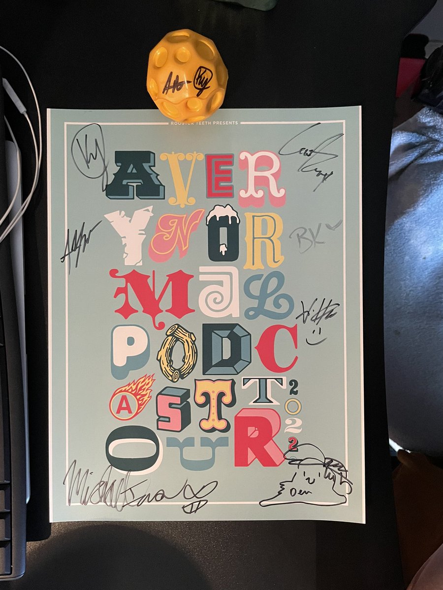 Aaryn571's tweet photo. Got to see @achievementhunter live in Brooklyn!! Glad to see @blackkrystel & @definedbyky again, and was glad to meet @ah_michaeljones & @alfredoplays for the first time! What a fun and awesome time!!
#OffTopicLive #achievementhunter #roosterteeth #livepodcast https://t.co/wMOcpr6IGy