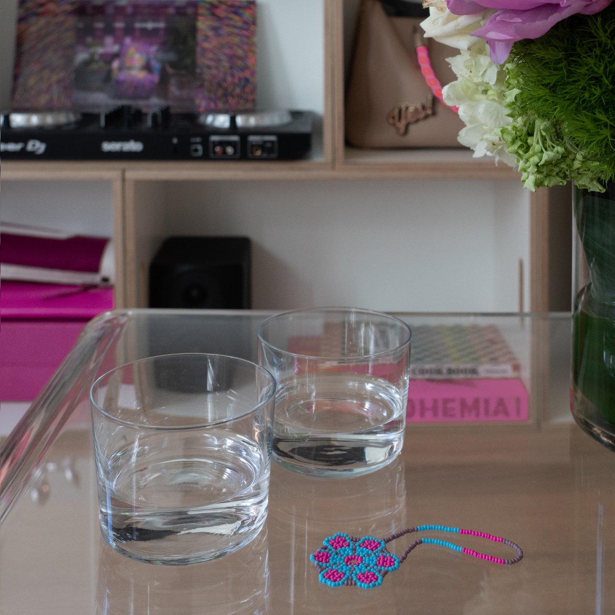 MaracameTequila's tweet photo. #MaracameTequila cannot be missing from relaxing evenings. 
#Tequila #Tequilalovers #PremiumTequila #HandonTradition https://t.co/aCbTDbyCQP