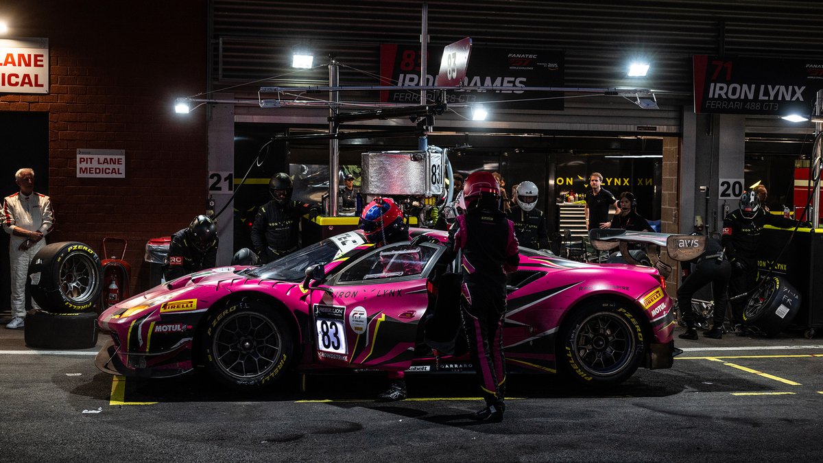 Ferrari Races tweet media