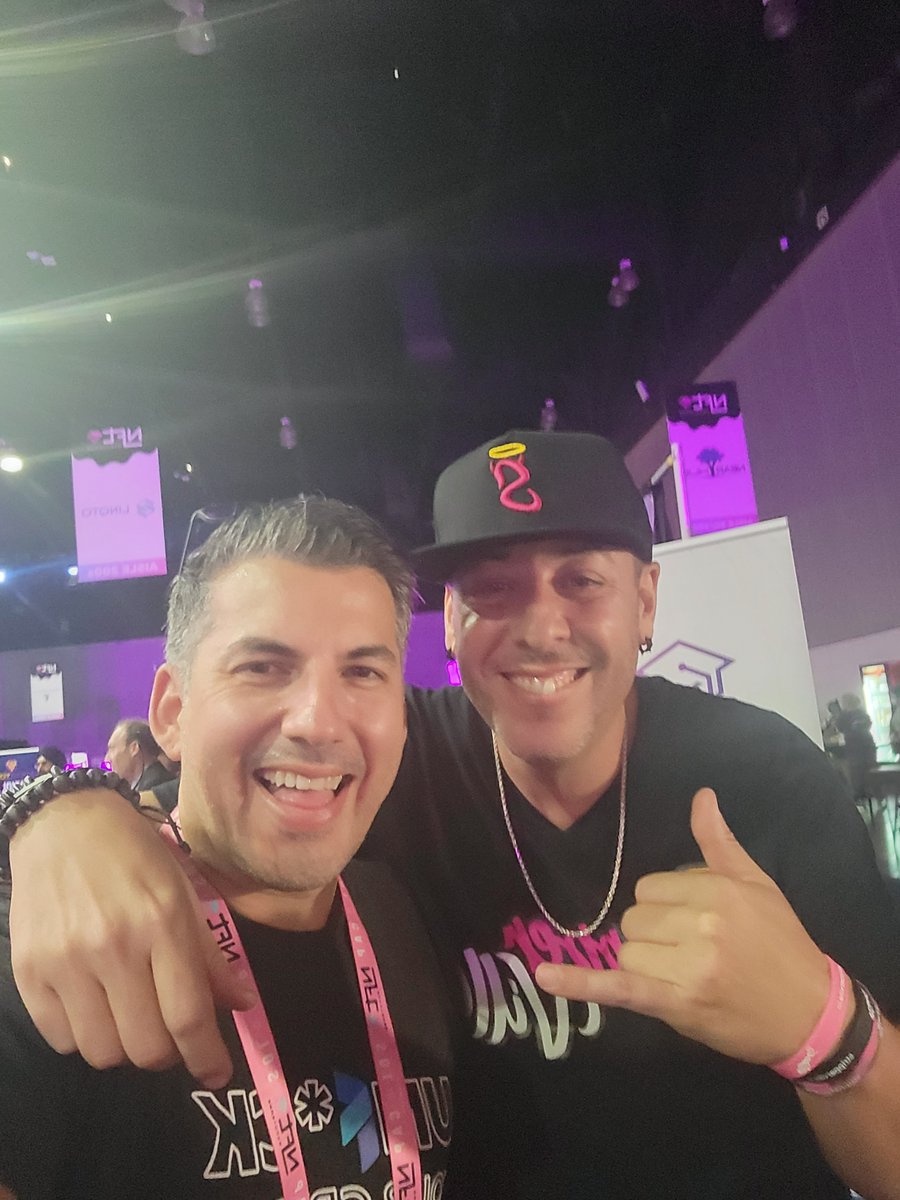 joinFIO's tweet photo. Micah representing and spreading the word about FIO at @NFT_Expoverse 💎

#UnFckYourCrypto | #NFTExpoverse https://t.co/rUGV5kdWgC