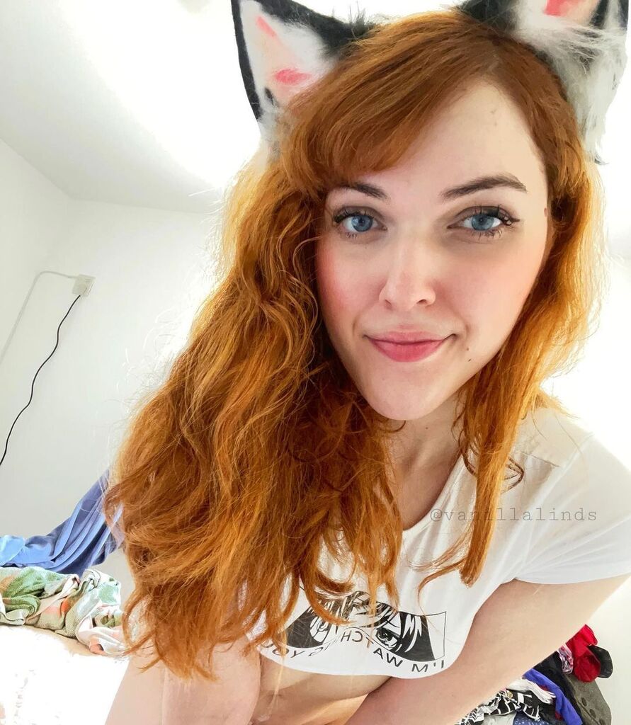 trlv na platformě X: „Lindsay Vanilla (@lindsvanilla)  t.coJubJbo3ZIE t.cohXA04YfIMh“  X