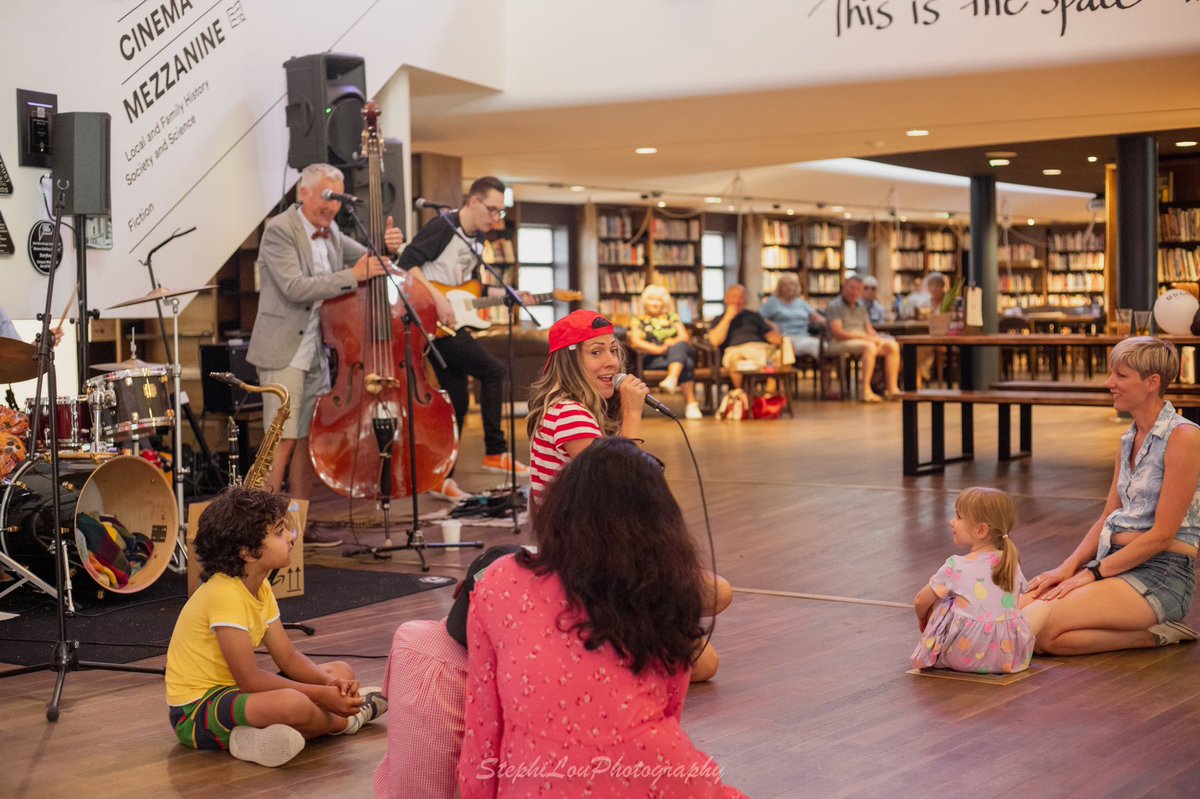 A lovely little snap from our recent MINIFEST gig at @storyhouselive as part of their disability festival Kaleidoscope.
Photo by @stephilouphotos 

#artfulplayground #minifest #gigforkids #gig4kids #musicforeducation #musicforkids #storyhouse #creativekids